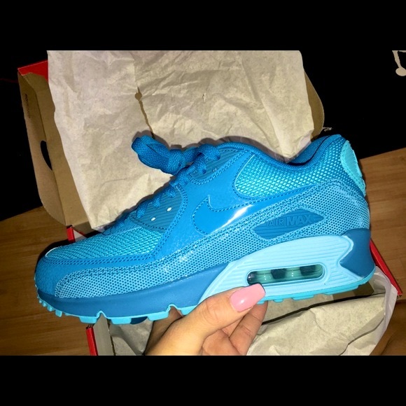 Nike Air max shoes - Picture 3 of 5